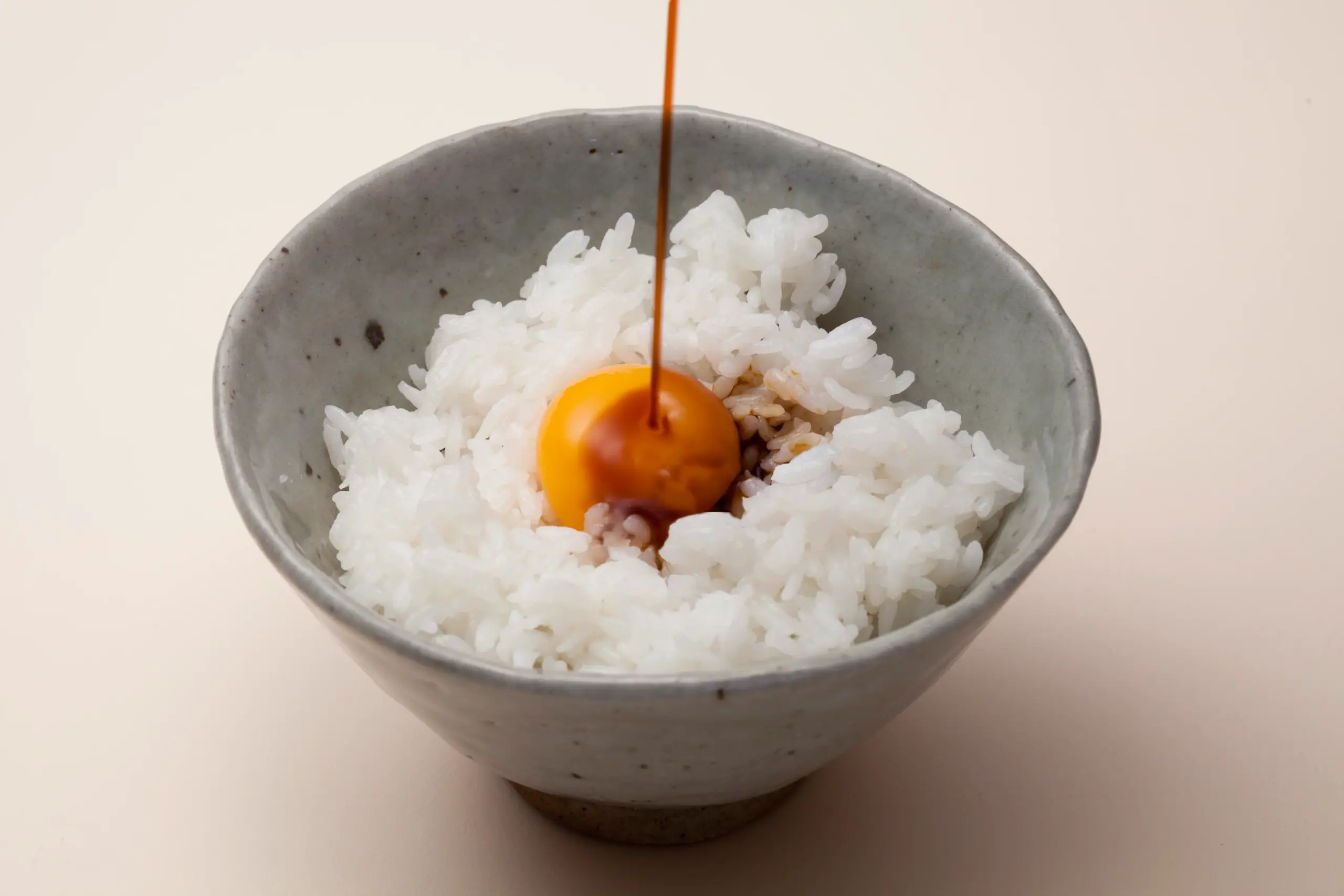 卵のからの厚みによって、塩分濃度変わるの？